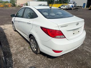 2016 Hyundai Accent SE - Exterior Rear Left Corner Image